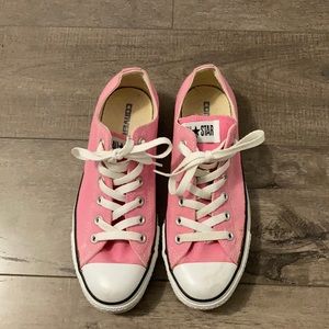 Pink converse all star